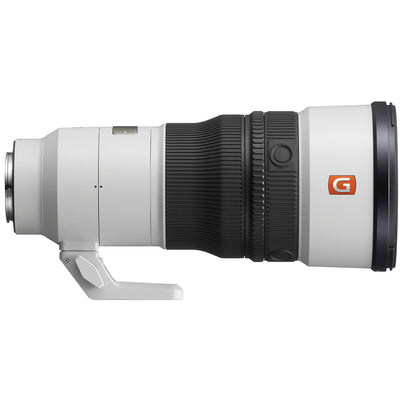 Sony FE 400mm f/4.5 prime telephoto lens for wildlife photography
