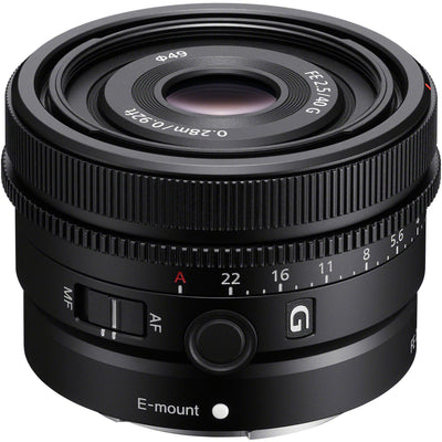 Sony FE 40mm f/2.5 G Lens – compact full-frame prime with sharp optics, fast f/2.5 aperture, and G Lens quality, perfect for everyday photography and video.