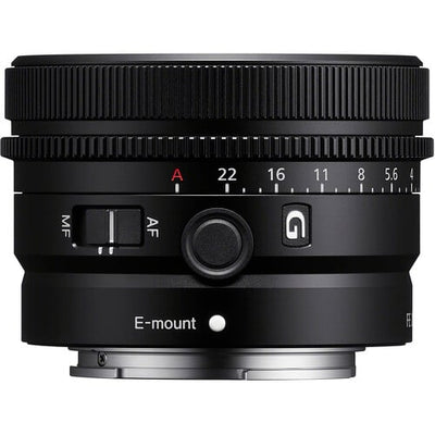 Sony FE 40mm f/2.5 G Lens – compact full-frame prime with sharp optics, fast f/2.5 aperture, and G Lens quality, perfect for everyday photography and video.
