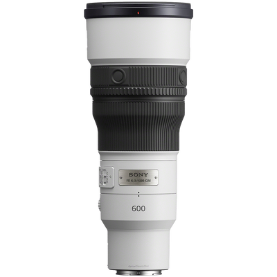 Sony FE 600mm f/6.3 prime telephoto lens for outdoor wildlife and birding
