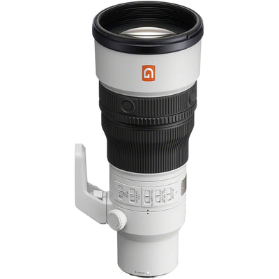 Sony FE 600mm f/6.3 prime telephoto lens for outdoor wildlife and birding
