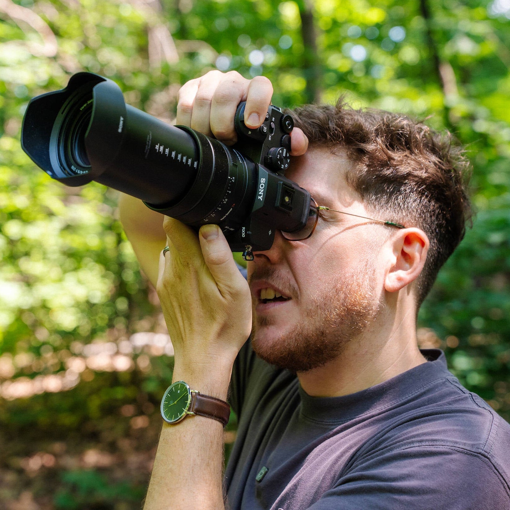 Sony RX10 V with 24 to 600mm zoom and 20MP sensor