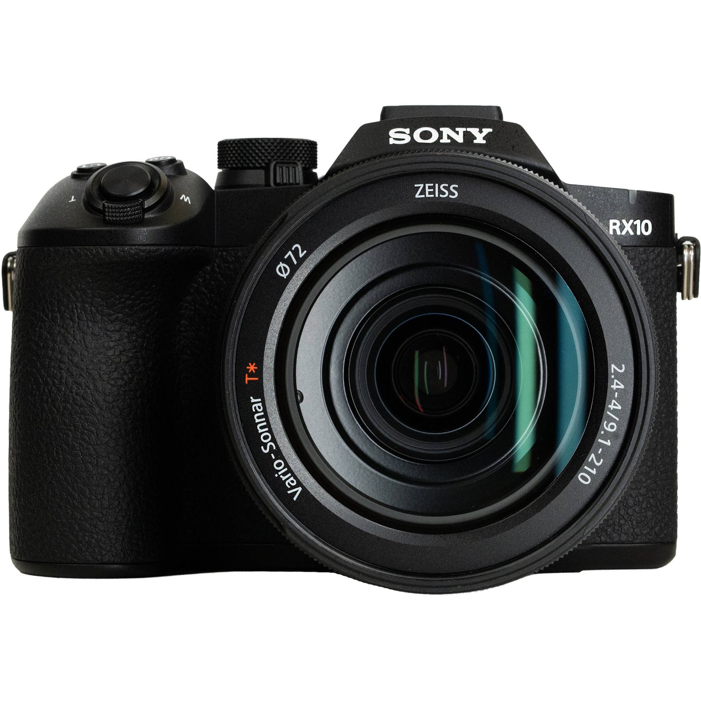Sony RX10 V with 24 to 600mm zoom and 20MP sensor