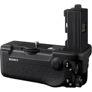 Sony VG-C6 grip on α7R VI with dual battery support and vertical controls.