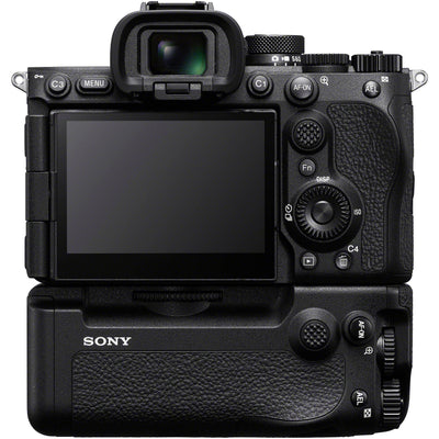 Sony VG-C6 grip on α7R VI with dual battery support and vertical controls.