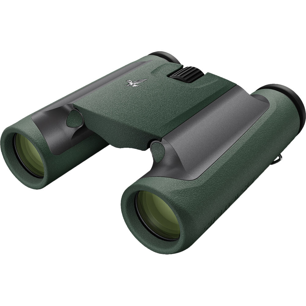 The Swarovski CL 10x25 Pocket Binocular offers maximum viewing comfort for long periods. Accessories include an eyepiece cover, field bag and carrying strap.