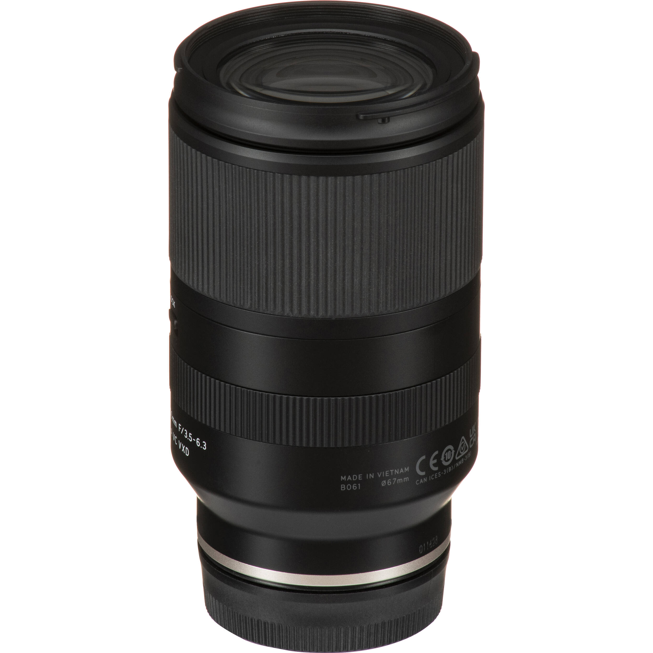 All in one Tamron 18-300mm superzoom lens with VXD autofocus and Vibration Compensation
