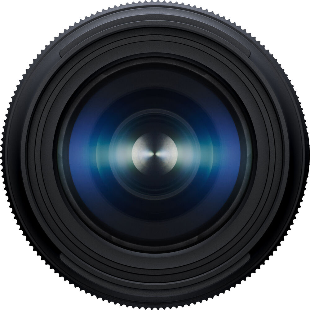 High-resolution Tamron 35-100mm f/2.8 mirrorless lens