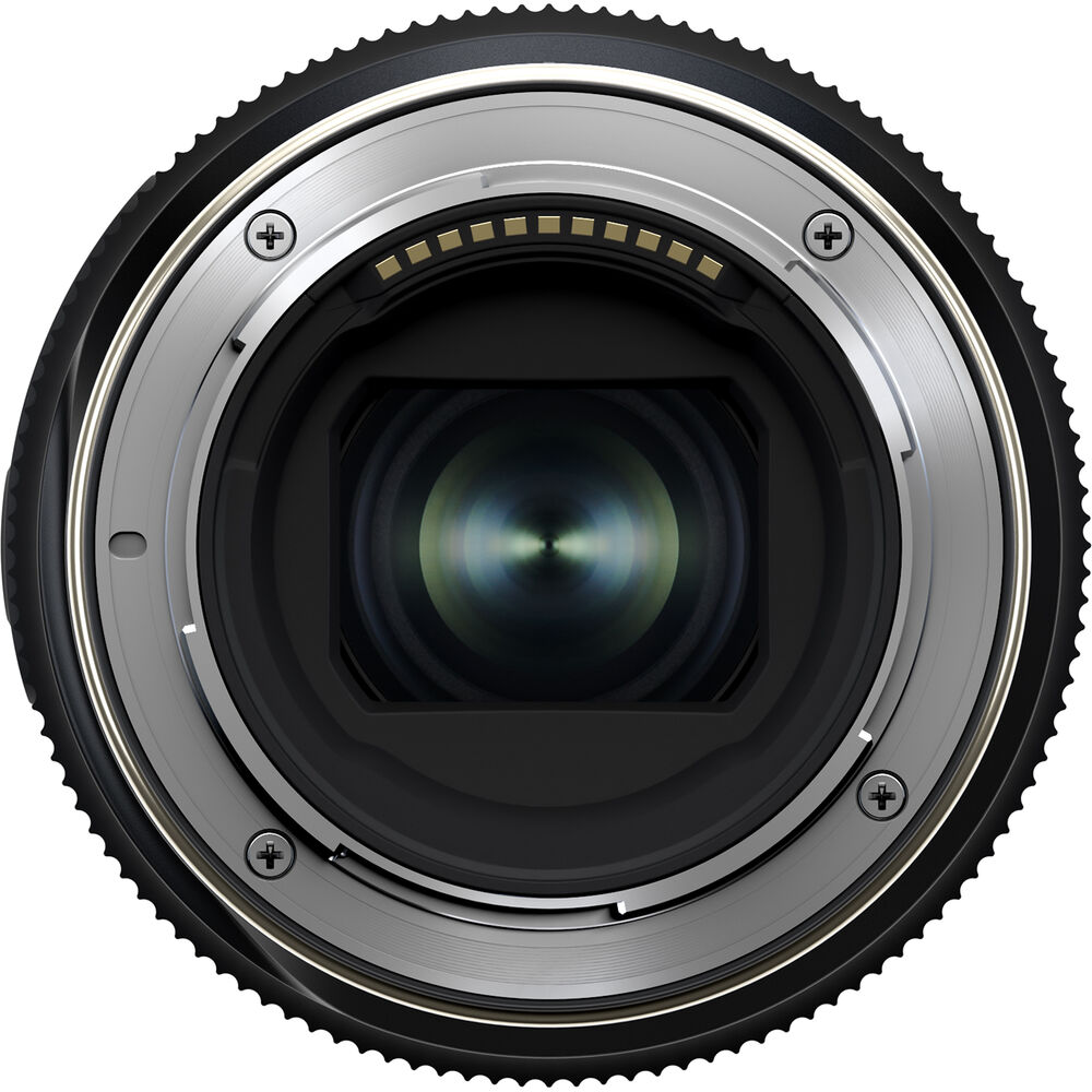 High-resolution Tamron 35-100mm f/2.8 mirrorless lens