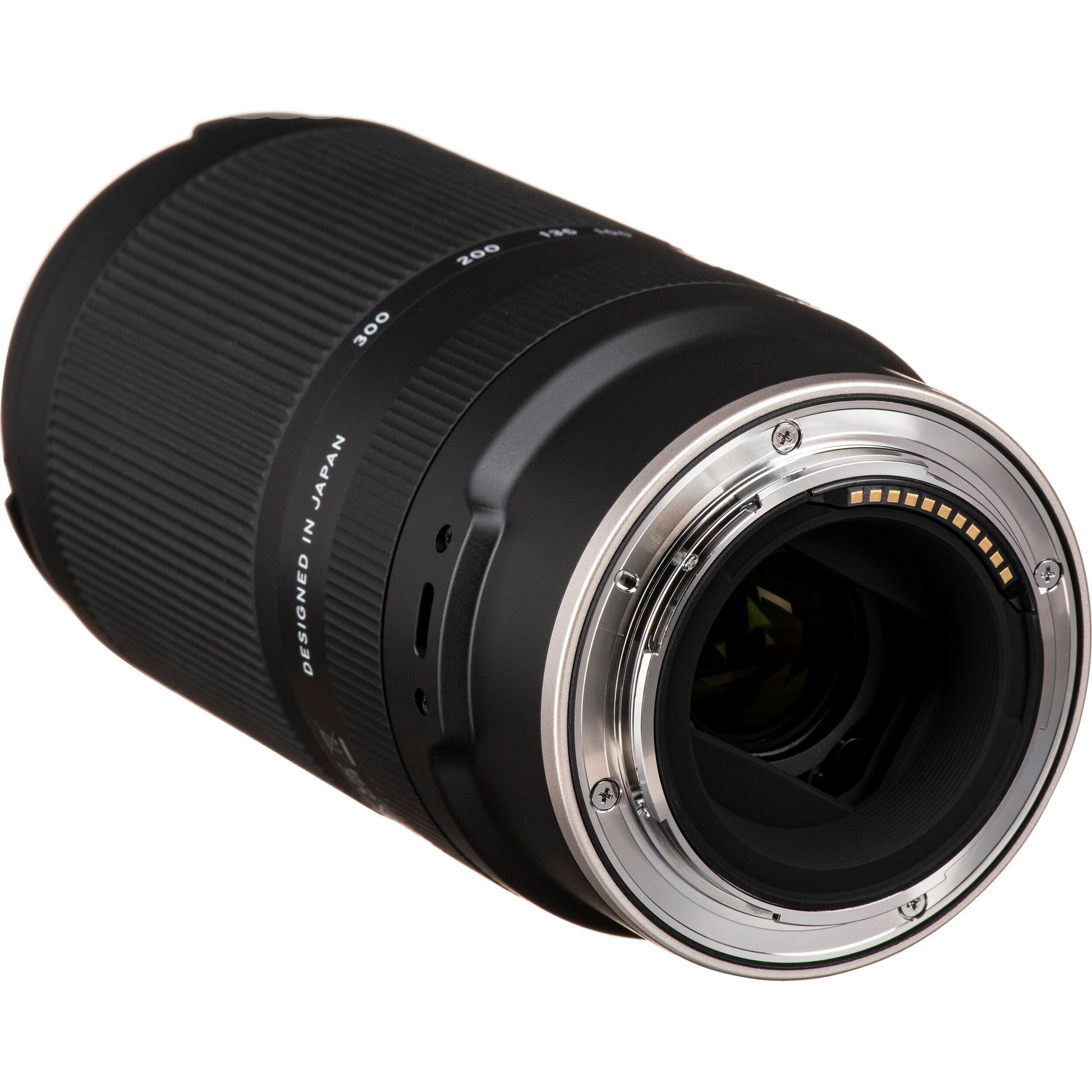 Tamron 70-300mm f/4.5-6.3 Di III RXD Lens – lightweight telephoto zoom lens for Nikon Z-mount cameras, offering fast autofocus and versatile reach for outdoor and action photography.