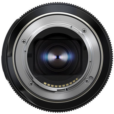 Tamron 90mm f/2.8 Di III VXD Macro Lens for Sony E – sharp, true 1:1 macro lens with fast, quiet autofocus and stunning close-up detail.