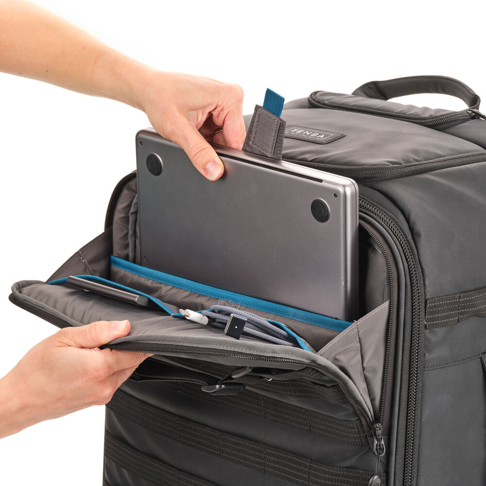 Tenba Axis v2 28L Spinner Backpack in Black laptop compartment