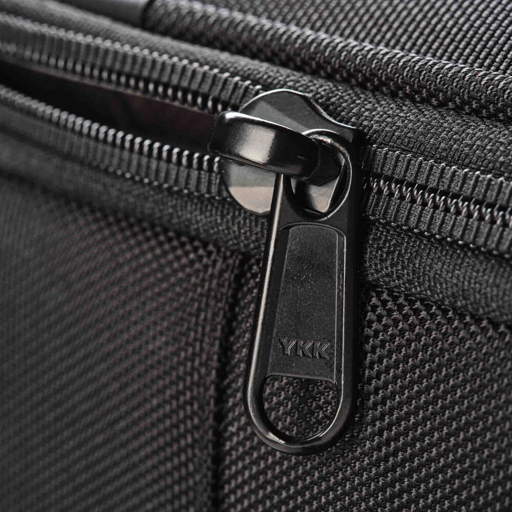 Tenba Roadie V2 Roller 24 black camera case detailed view at YKK zipper