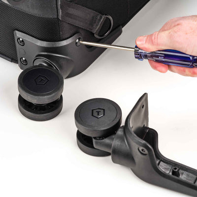 Tenba Roadie V2 Spinner 22 black camera case removable wheels