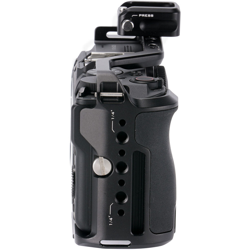 Tilta cage for Canon R50 V with grip and mounts