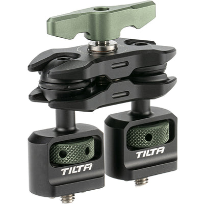 Tilta mini articulating arm in black with two ¼″-20 mounting ends and ball joints.