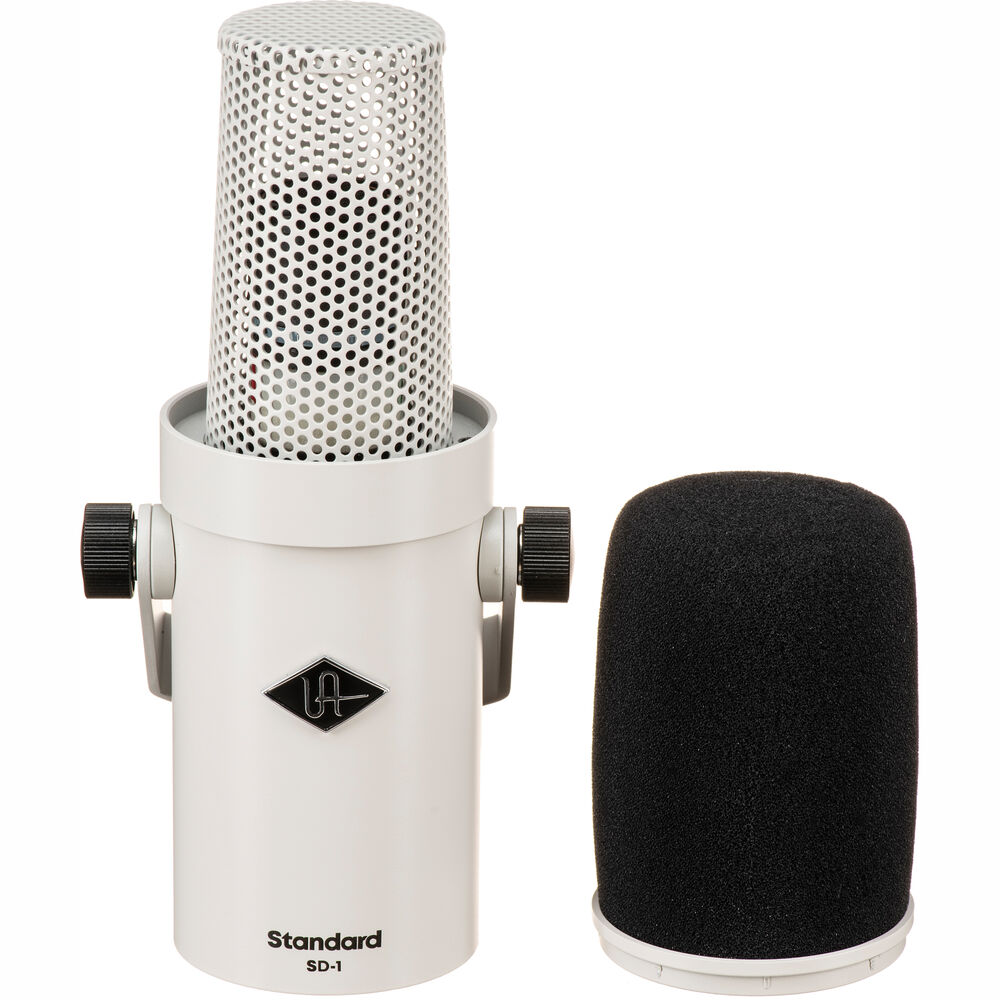 SD-1 dynamic microphone front view