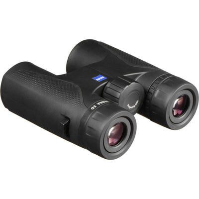 Black Zeiss Terra ED 8x32 binoculars with ED glass, wide view, waterproof and fog-proof design.