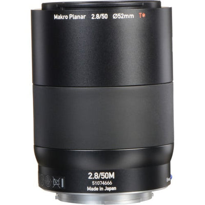 Zeiss Touit 50mm f/2.8 for Sony E. APS-C macro lens with 1:1 magnification, sharp optics, natural colours, and smooth bokeh.