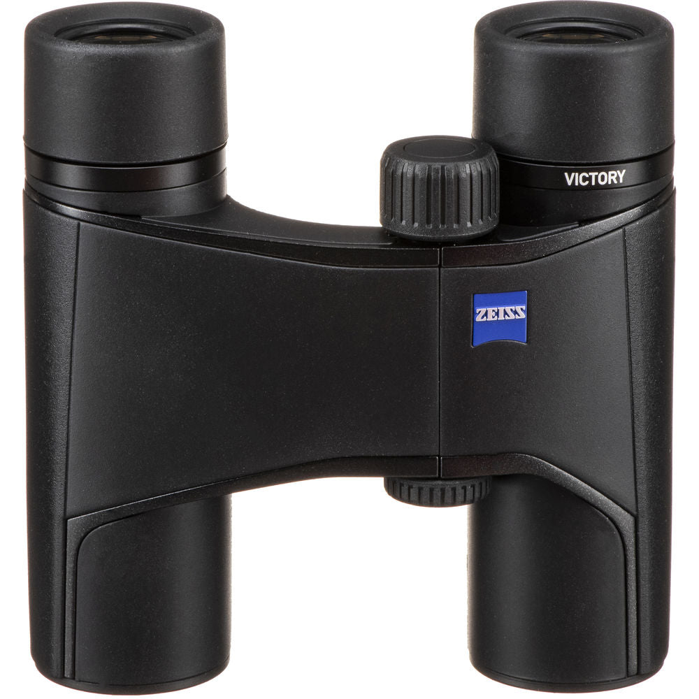 The Victory Pocket 10x25 promises high performance whether strolling in the park or on a long walking tour observing birds and the natural world.