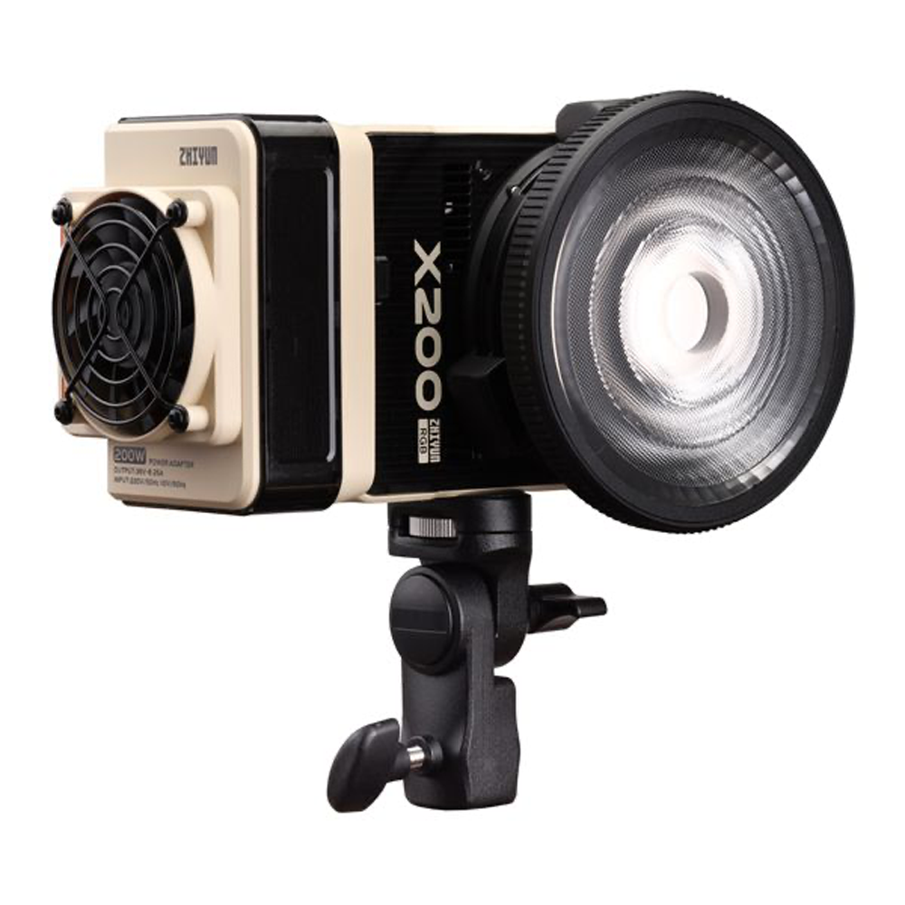 Zhiyun Molus X200 RGB COB LED light
