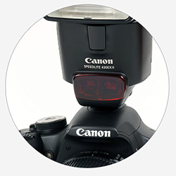 The Canon 430 EX ii has an infra red autofocus assist function